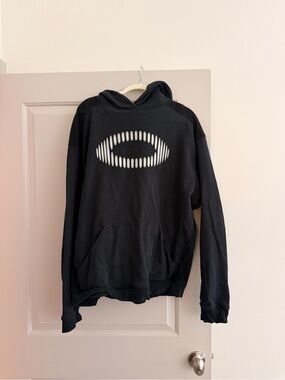 Oakley Men’s Black Sweatshirt